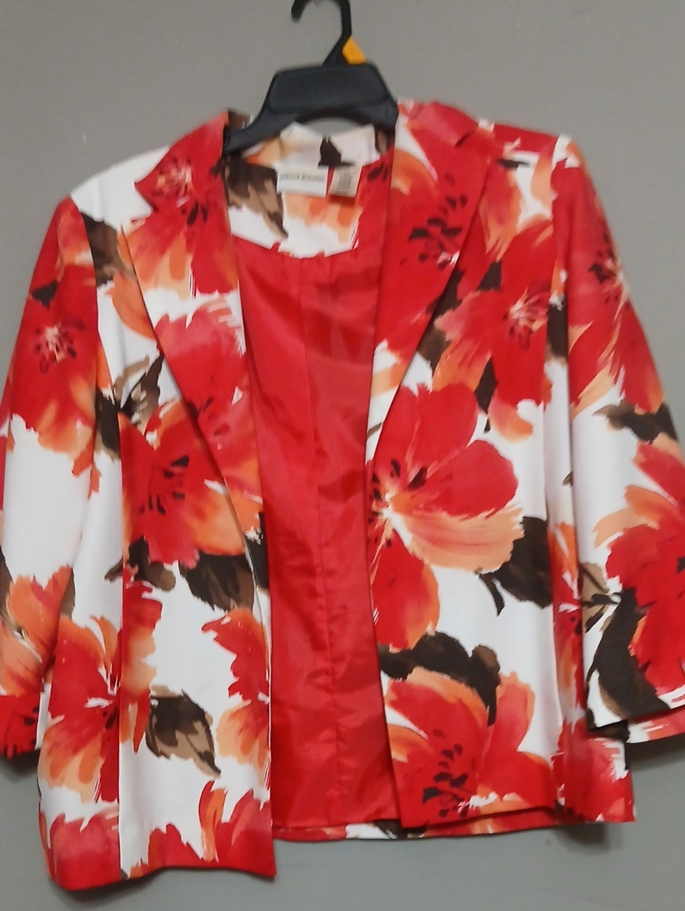Alfred Dunner Red and White Floral Blazer